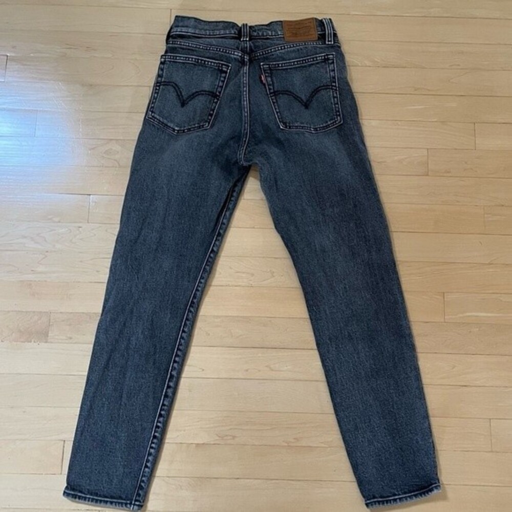 Levi’s Wedgie Icon High Rise Tapered Straight Fit Jeans in Charcoal Gray 26 NWOT - Picture 7 of 16